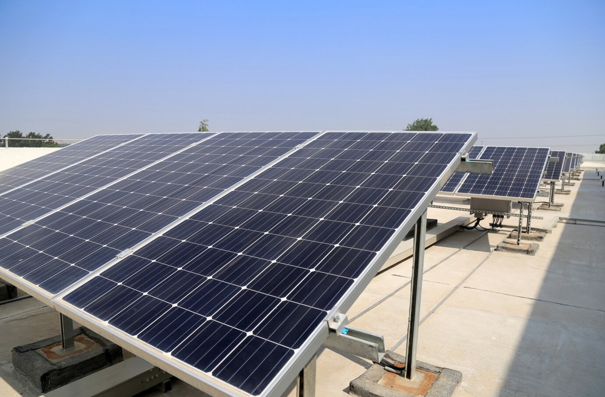 Ventajas de la Energía Fotovoltaica sobre la Energía Eléctrica Convencional
